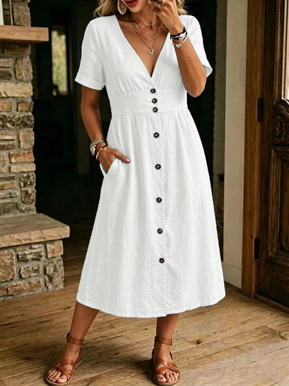 Robe Midi Verte à Boutons avec Décolleté en V et Taille Cintrée Élégante